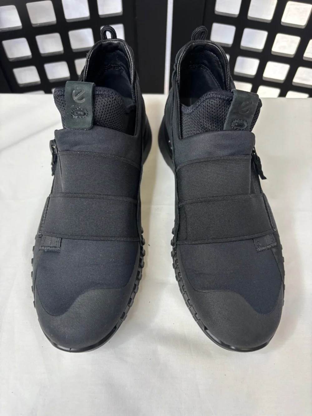 👇  🖤 ECCO Zipflex Sneakers Women's EU 38 US 7.5–8 Black Slip On Comfort 🖤 - Picture 2 of 13